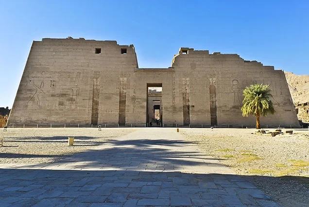 Itinéraire premium de 10 jours en Égypte – Le Caire, croisière sur le Nil, Abou Simbel et mer Rouge