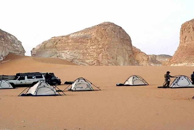 Circuit dans le désert égyptien de 6 jours et Désert Blanc – l’oasis de Bahariya