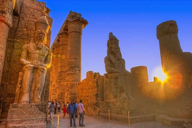 Circuit de 10 jours – Le Caire et croisière sur le Nil depuis Louxor, désert et pyramides