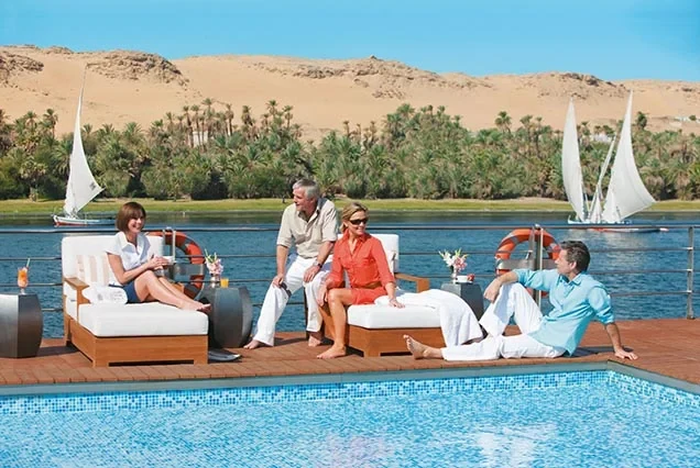 Circuit de 10 jours – Le Caire et croisière sur le Nil depuis Louxor, désert et pyramides