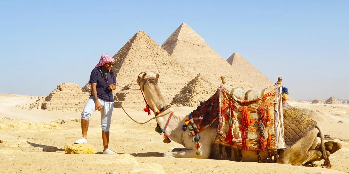 Balade privée de 2 heures à dos de chameau aux pyramides