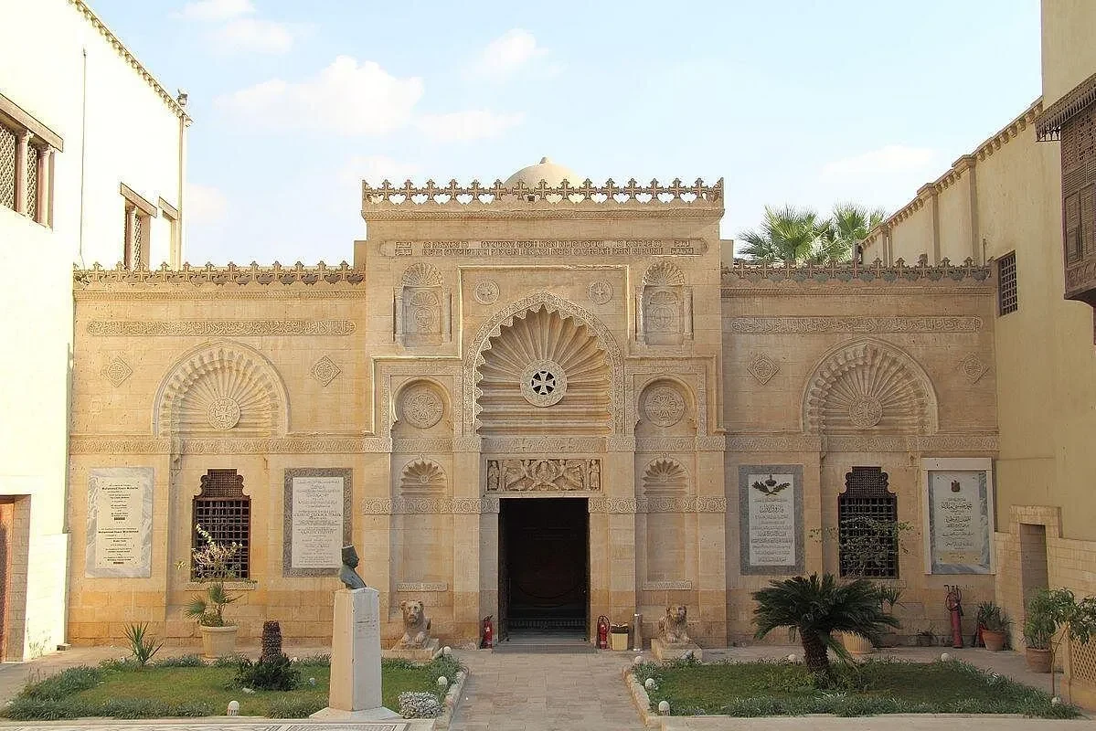 Tour privé de l’église Abou Serga, du Vieux Caire et du patrimoine islamique