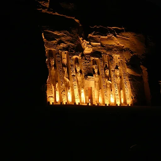 Excursion d’une journée à Abou Simbel avec spectacle son et lumière