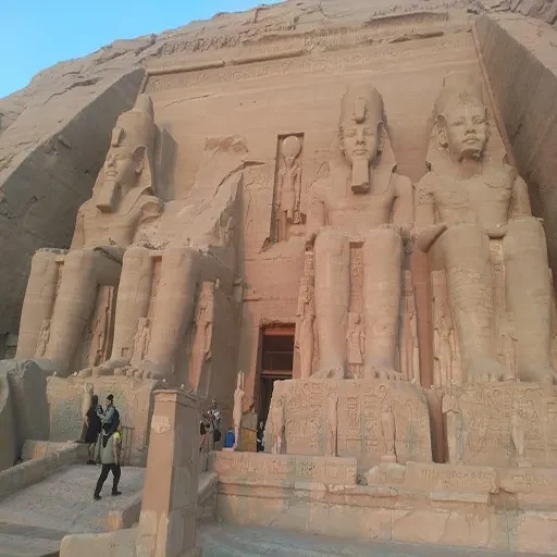 Croisière premium de 4 jours d’Assouan à Louxor avec excursion à Abou Simbel