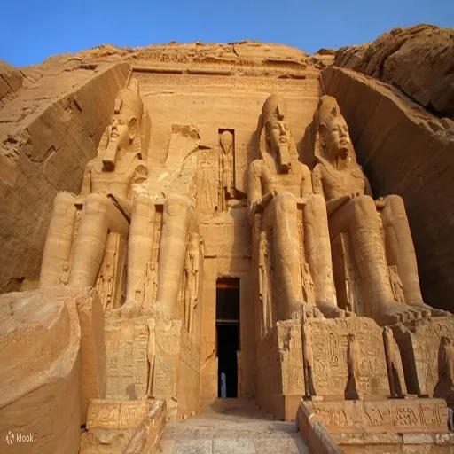 Excursion privée de 8 heures en bus d’Assouan à Abou Simbel