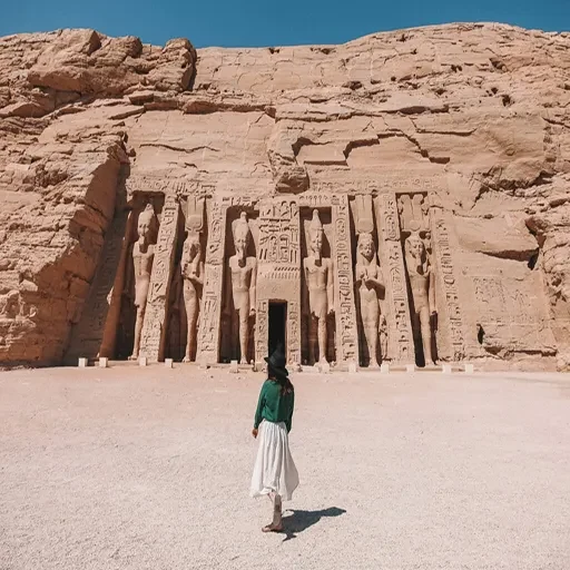 Excursion privée de 8 heures en bus d’Assouan à Abou Simbel