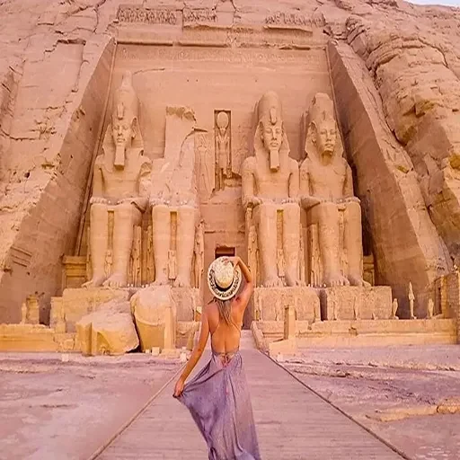 Excursion privée d’une journée d’Assouan à Abou Simbel avec égyptologue