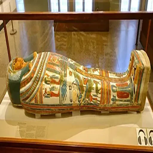 Circuit privé sur la civilisation égyptienne – pyramides de Gizeh, GEM et NMEC