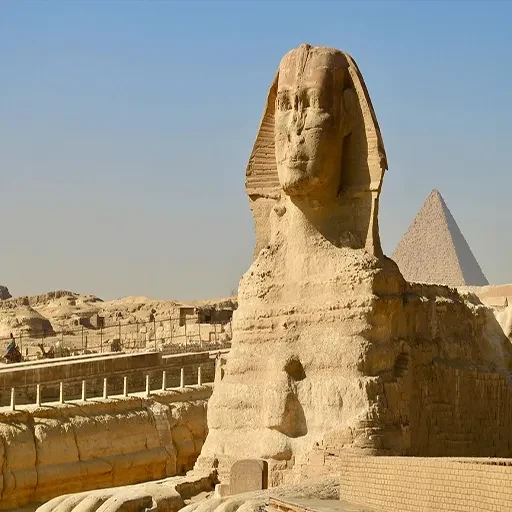 Circuit privé sur la civilisation égyptienne – pyramides de Gizeh, GEM et NMEC