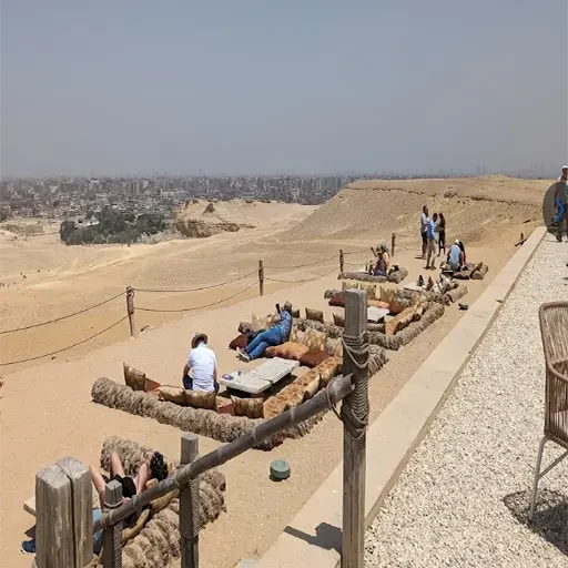 Excursion privée d’Hurghada au Grand Musée Égyptien et aux pyramides de Gizeh