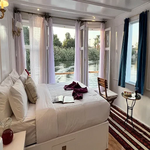 Lazuli Highness Dahabiya – croisière sur le Nil de 5 jours : Louxor–Assouan