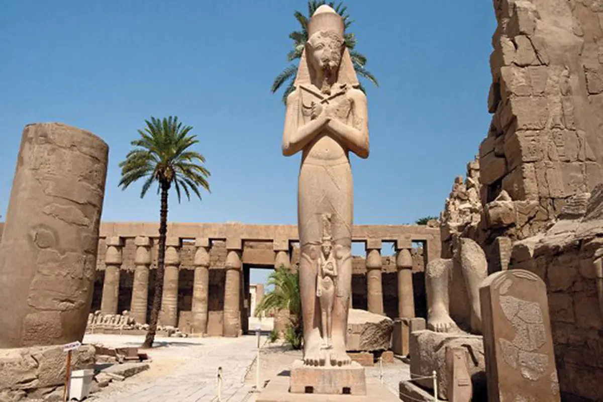 Excursion privée premium d’Assouan à Louxor en véhicule