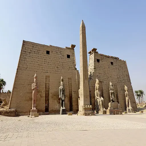Excursion privée premium d’Assouan à Louxor en véhicule