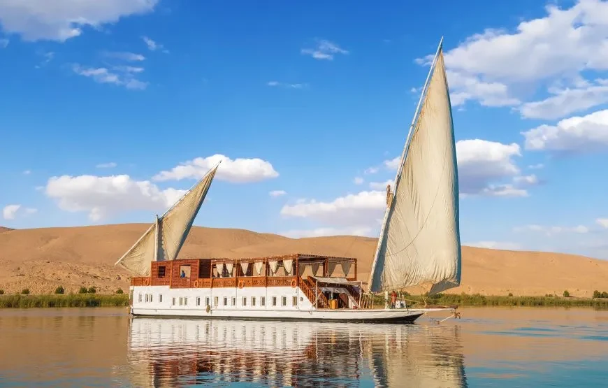 Royal Cleopatra Dahabiya – croisière sur le Nil de 4 jours : Assouan–Louxor