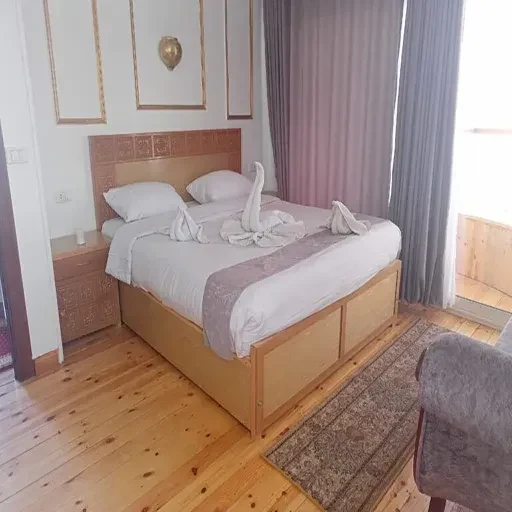 Sacred Lotus Dahabiya – croisière sur le Nil de 4 jours : Assouan–Louxor