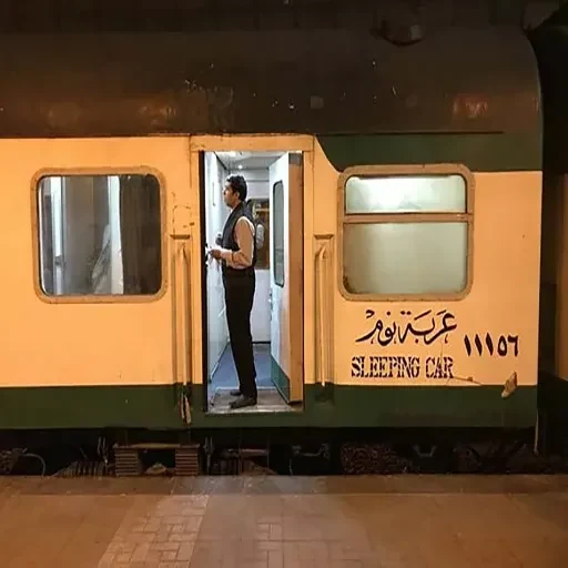 Excursion VIP privée d’Assouan à Abou Simbel en train