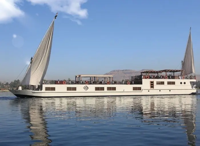 Dahabiya Zein