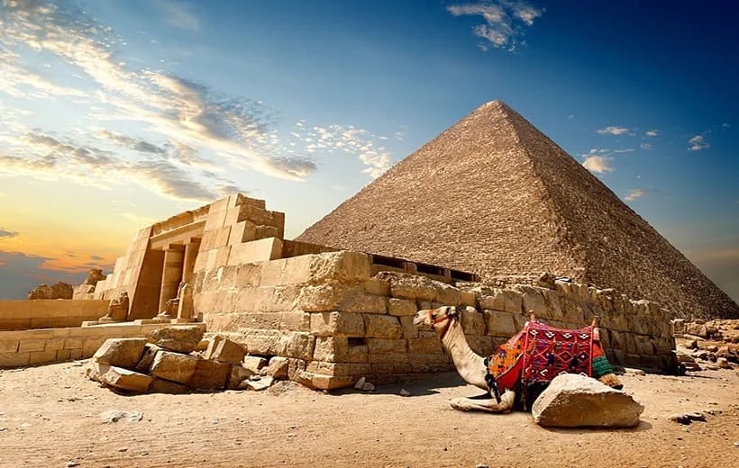 Tour privé des pyramides de Gizeh, de Memphis et de Saqqarah