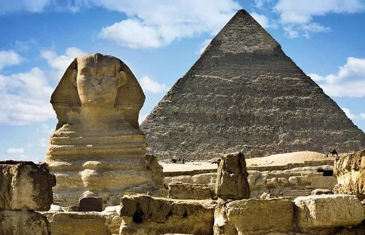 Tour privé des pyramides de Gizeh, de Memphis et de Saqqarah